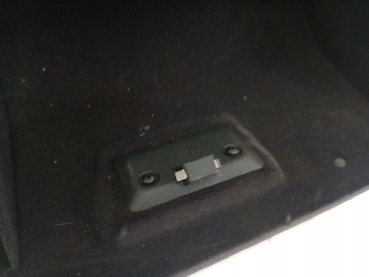 BMW E90 E91 2009 BOÎTE À GANTS PASSAGER 7120408 EUROPE