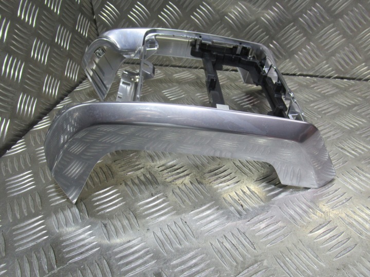 CHÂSSIS CHROME TUNNELS ARRIÈRE RANGE ROVER SPORT L494