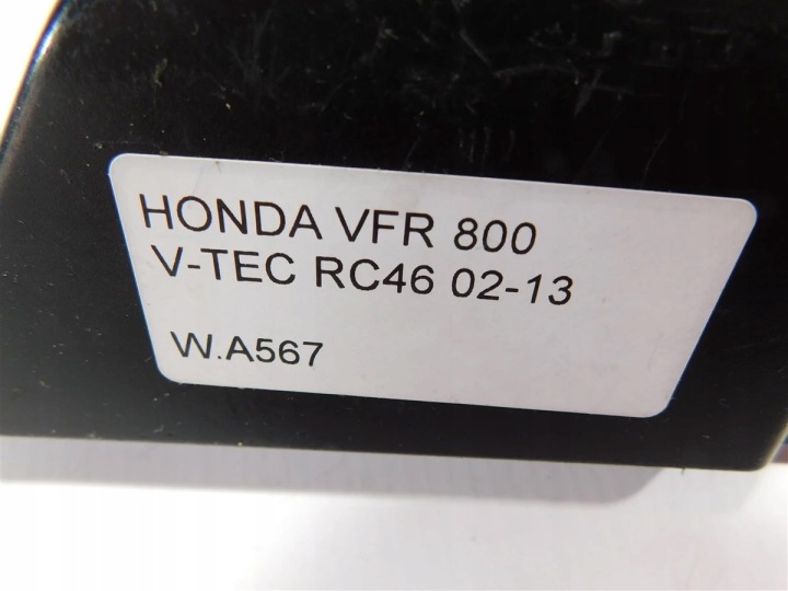 PLASTIQUE REMPLISSAGE DÉFLECTEUR D'AIR HONDA VFR 800 V-TEC LC46 02-13