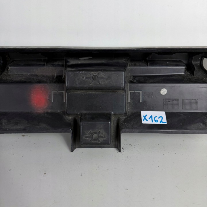 GLISSIÈRE FIXATION CENTRAL PARE-CHOCS ARRIÈRE PEUGEOT RCZ OE ORIGINAL YM21900977
