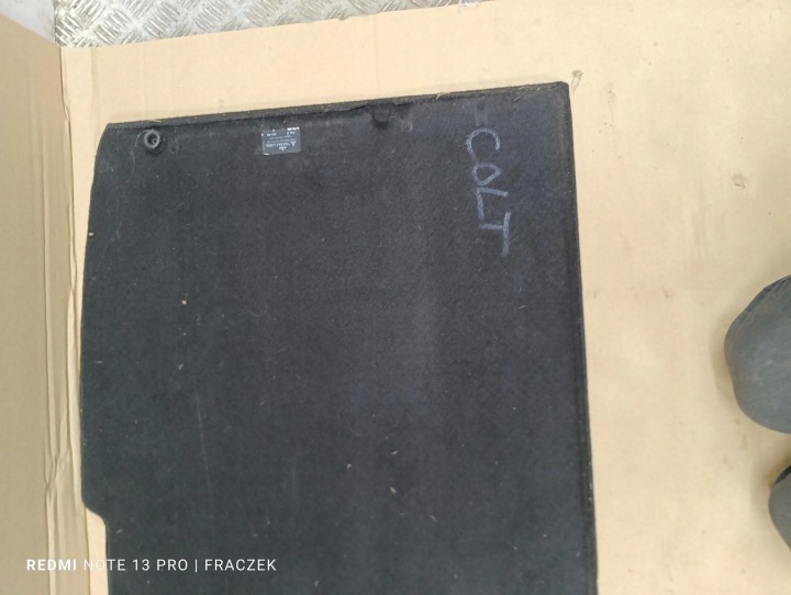 ÉTAGÈRE INFÉRIEURE PLANCHER COUVERCLES DE COFFRE MITSUBISCHI COLT 7646A113XA