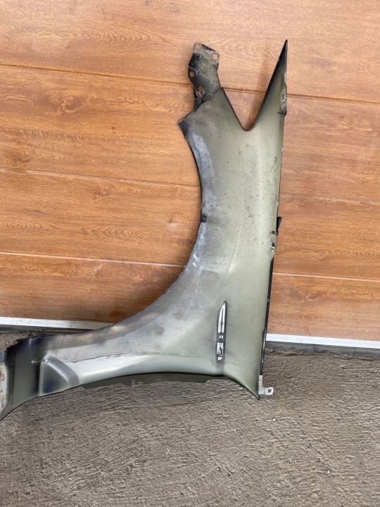 AILE AVANT DROIT FORD MONDEO MK4 LIFT LAK.G6