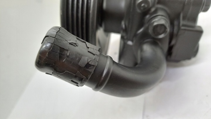POMPE AMPLIFICATEUR MAZDA 626 V GD GV GE GF 87-2002
