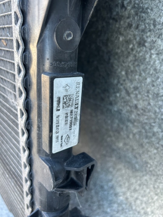 RENAULT MASTER III 2.3 DCI RADIATEUR EAU 214106556R