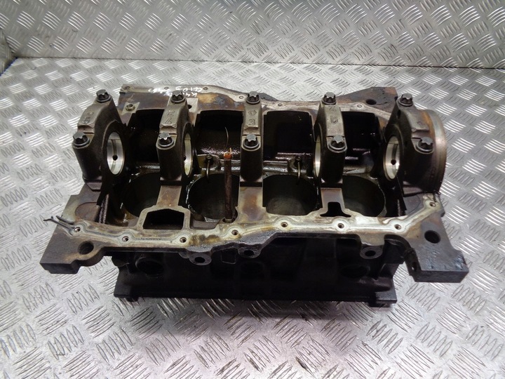 UNIDAD DEL MOTOR RENAULT CLIO II 1.4 16V 061875 