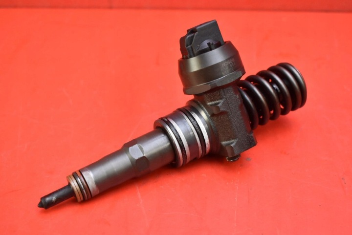 INJECTEUR INJECTEUR DE POMPE 038130073BP 0414720314 SKODA PRAKTIK 1.4 TDI 69 KM 06-10