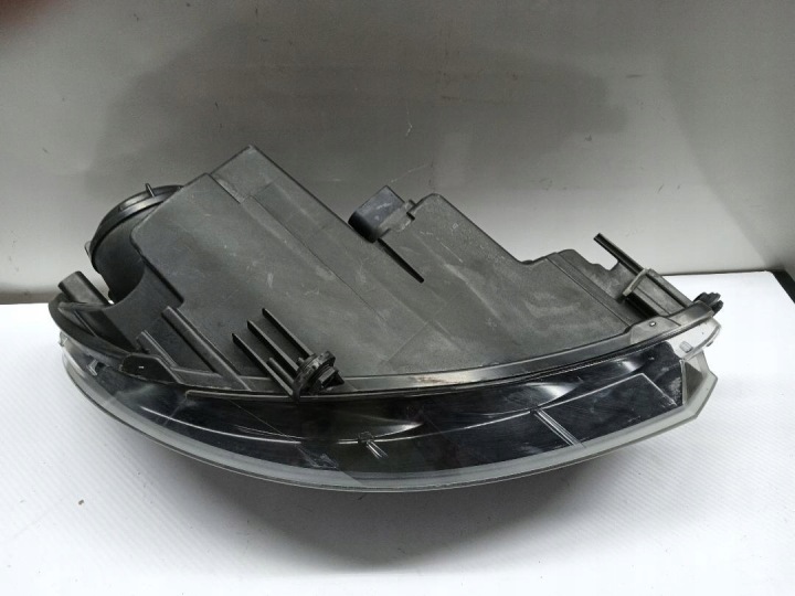PHARE AVANT GAUCHE VW GOLF PLUS 5M1941005
