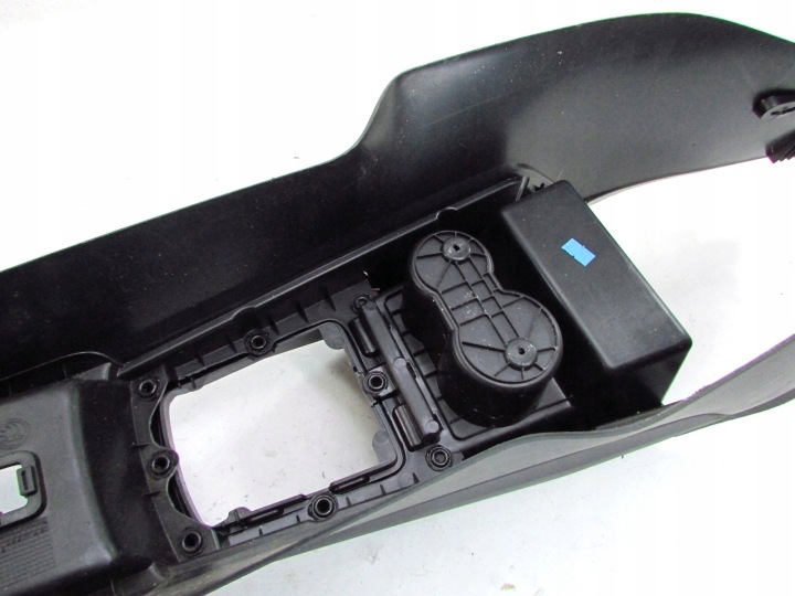 SKODA FABIA III TUNNEL CENTRAL EUROPE 14-18R 6V0863243