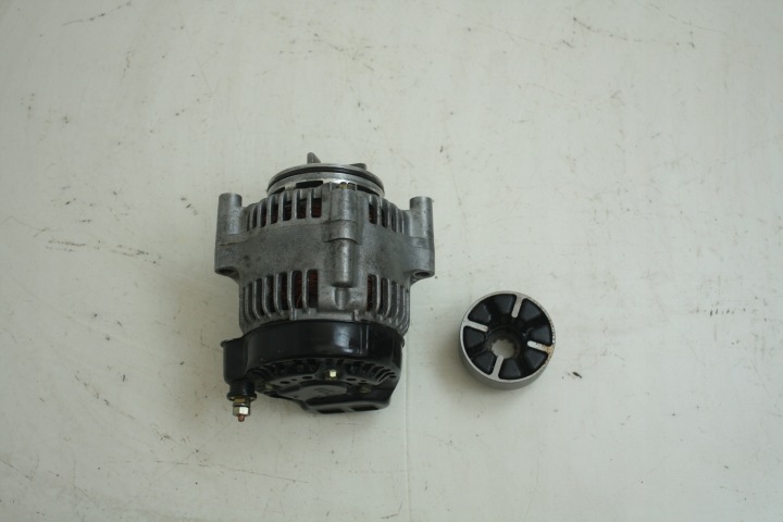 ALTERNATEUR TRIUMPH SPRINT 955 RS T695