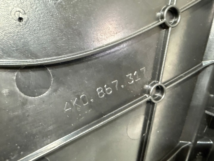 AUDI A6 C8 4K5 BERLINE COLLECTEUR GARNITURE PORTES ARRIÈRE GAUCHE ARRIÈRE