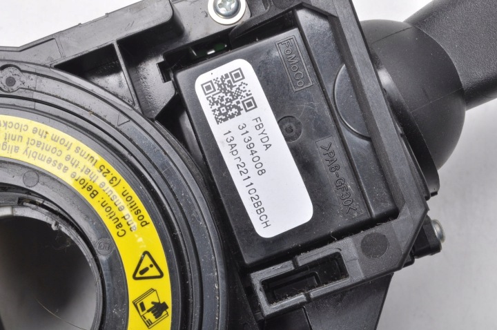 VOLVO V40 II XC60 I COMMUTATEUR COMPOSITE BANDE 31343022