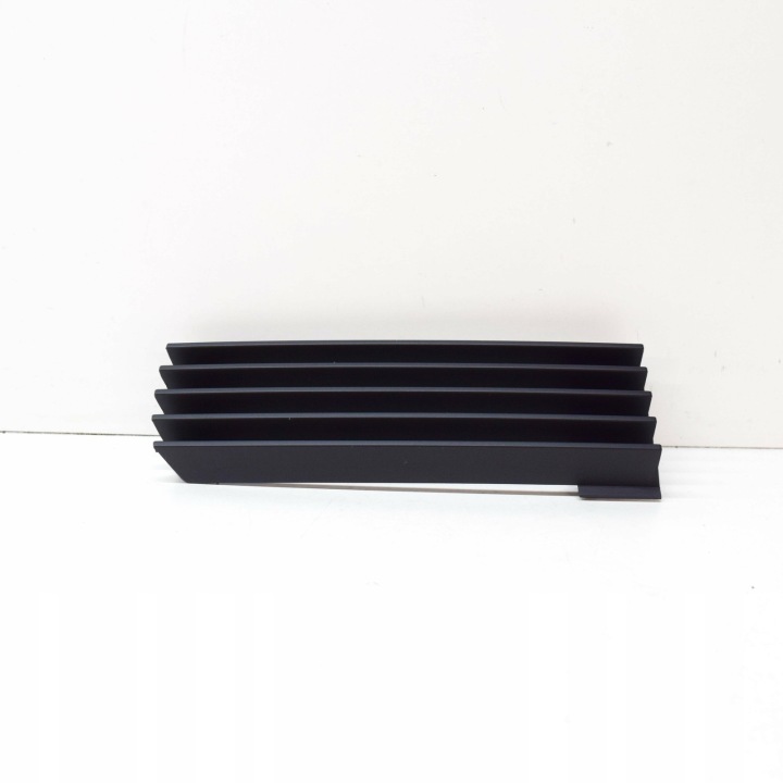 BMW 8 E31 AVANT PARE-CHOCS AIR INLET GRILLE RIGHT 51131940908 1940908