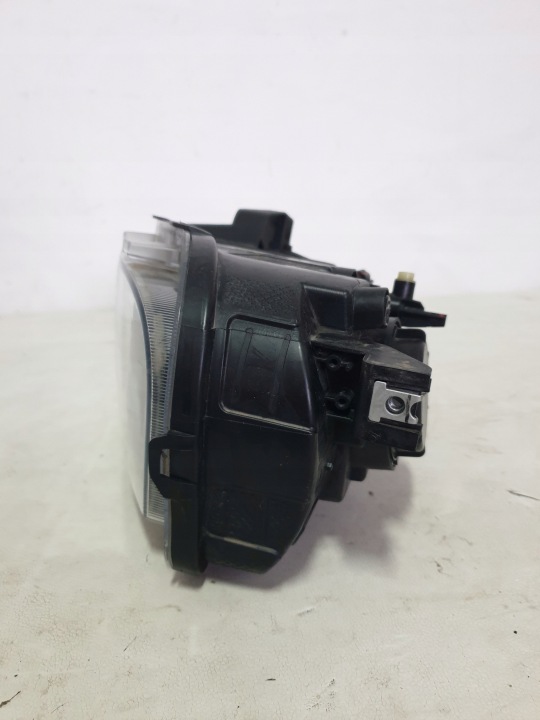 DACIA SPRING 21-24 PHARE GAUCHE AVANT AVANT 260607303R