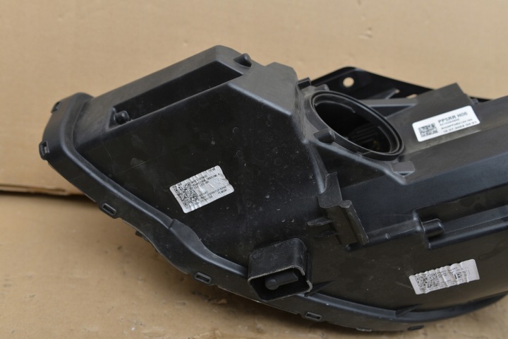 HYUNDAI I30 III 3 LIFT 20-24 PHARE DROITE AVANT EUROPE G492113020