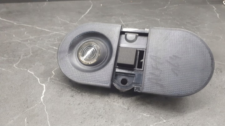 0845001 ÉCLAIRAGE CABINES ALFA ROMEO 164