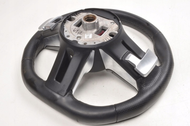 VOLANT MULTIFONCTION PALETTES MERCEDES CLA W118 A0004603016