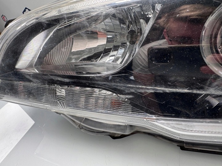 PHARE GAUCHE AVANT SUBARU OUTBACK V COMPLET LED