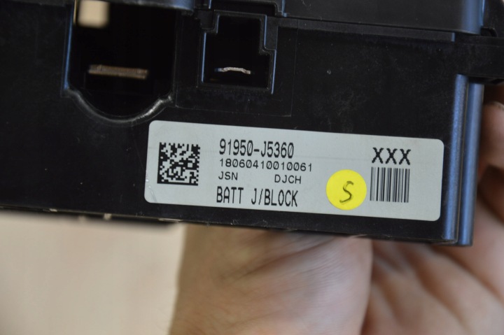 SERRE-CÂBLE POSITIVE KIA OE 91950-J5360