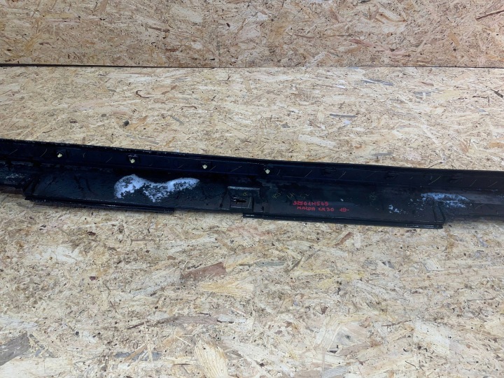 MAZDA CX30 CX-30 19- MOULURE SEUIL GAUCHE REVÊTEMENT SUR SEUIL GAUCHE