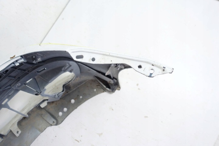 BMW 5 F10 F11 2011 AVEC AVANT PARE-CHOCS AVANT