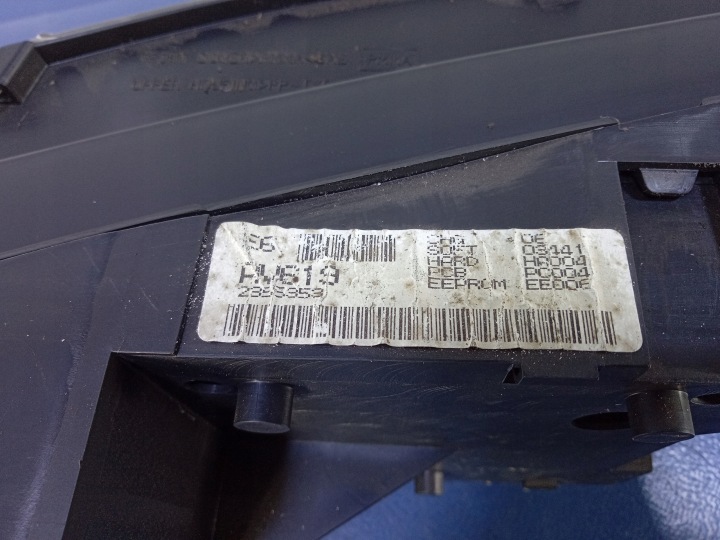 NISSAN PRIMERA P12 2.2 DCI COMPTEUR TABLEAU DE BORD EUROPE AV619