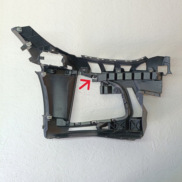 BMW 4 G26 I4 GLISSIÈRE FIXATION PARE-CHOCS GAUCHE AVANT 51118078611