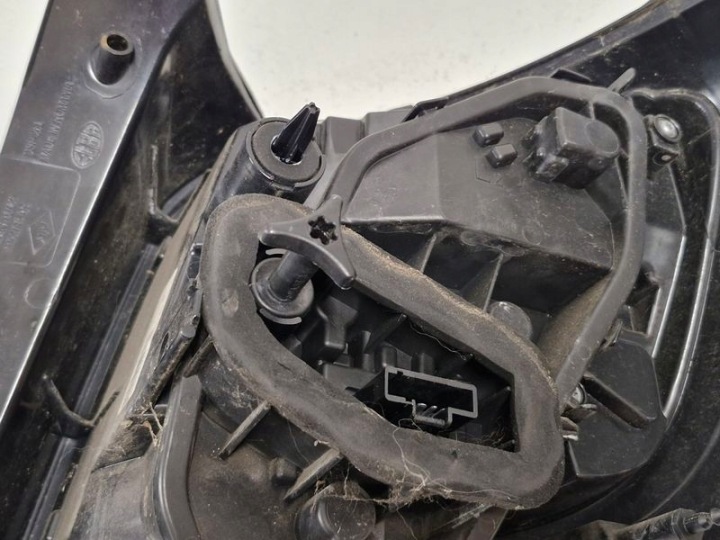 DACIA SANDERO STEPWAY II 2 PHARE GAUCHE ARRIÈRE GAUCHE ARRIÈRE 265550577R