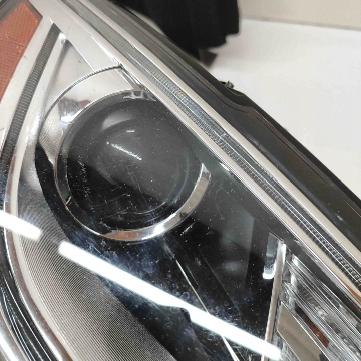 PHARE DROITE AVANT AUDI Q5 (8R) 8R0941006E 32029053 2.0L 162KW 2017