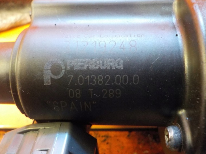 VOLVO V50 S40 C70 2.4 D5 10R 180KM D5244T8 VANNE EGR 31219248