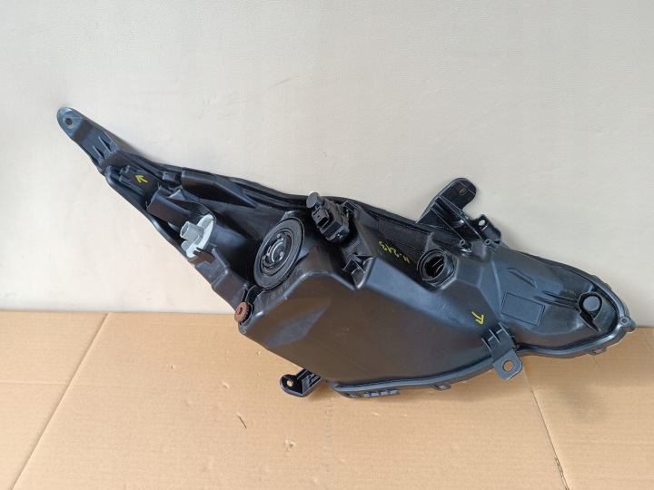 TOYOTA AYGO II 2014-2018 PHARE GAUCHE AVANT AVANT LED