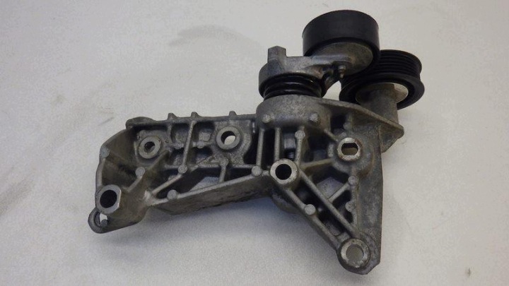 POIGNÉE SUPPORT ALTERNATEUR MERCEDES CITAN W415 KANGOO 1.5 DCI 8200663057
