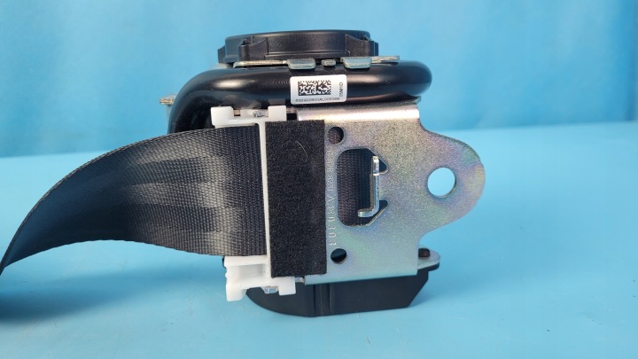 VOLVO XC90 II 2.0D 19R CEINTURE DE SÉCURITÉ GAUCHE ARRIÈRE 31675721