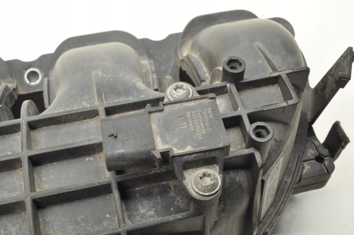 BMW E84 E88 E90 F06 F07 F10 F20 F22 F30 3.0 COLLECTEUR ADMISSION 7576911 7599042