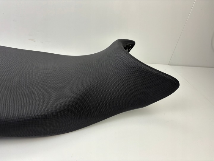 SIÈGE BANQUETTE ARRIÈRE TRIUMPH STREET TRIPLE 675 2007-12 ORIGINAL