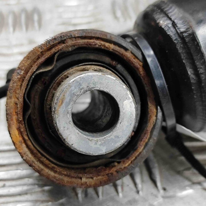 ARRIÈRE DROIT AMORTISSEUR PNEUMATIQUE BMW X5 (G05) 6869047 28291716 3.0L