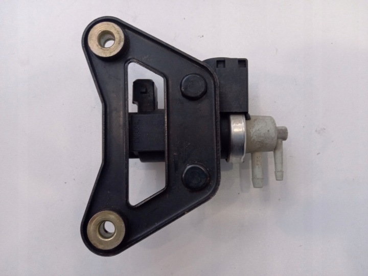 SOUPAPE CAPTEUR TURBINES EGR MERCEDES E CLASSE W211