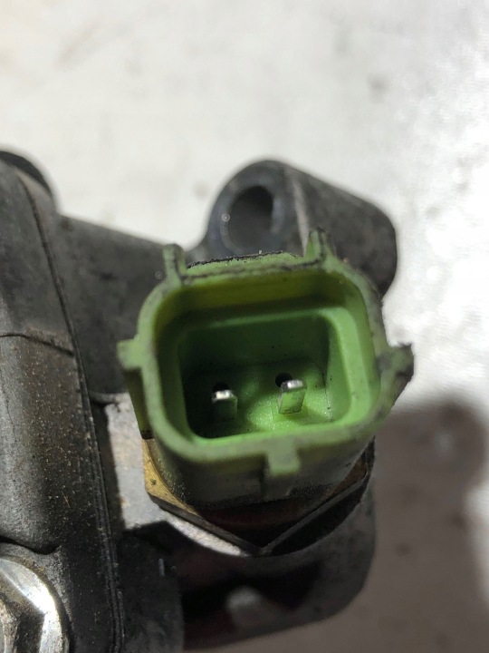 2008 VOLVO V70 CHÂSSIS THERMOSTAT 30777475