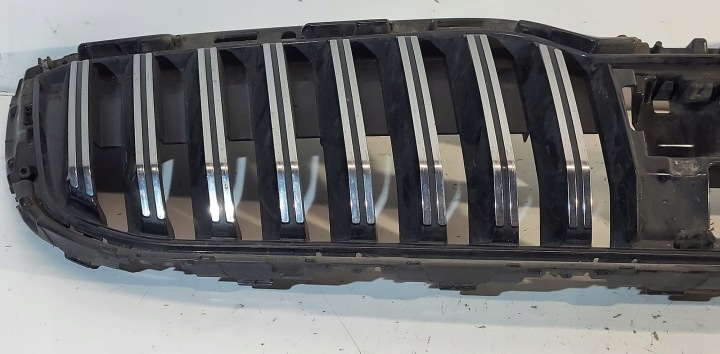 GRILLE CALANDRE SKODA SUPERB III 3 LIFT 3V0853653G 3V0853653K