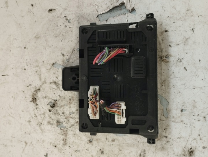 RENAULT CLIO 3 III MODULE BCM 8200652285
