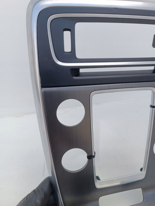 PANNEAU CLIMATISATION CHAUFFAGE TABLEAU DE BORD VOLVO S60 II V60 I 2.0 163KM 8632428