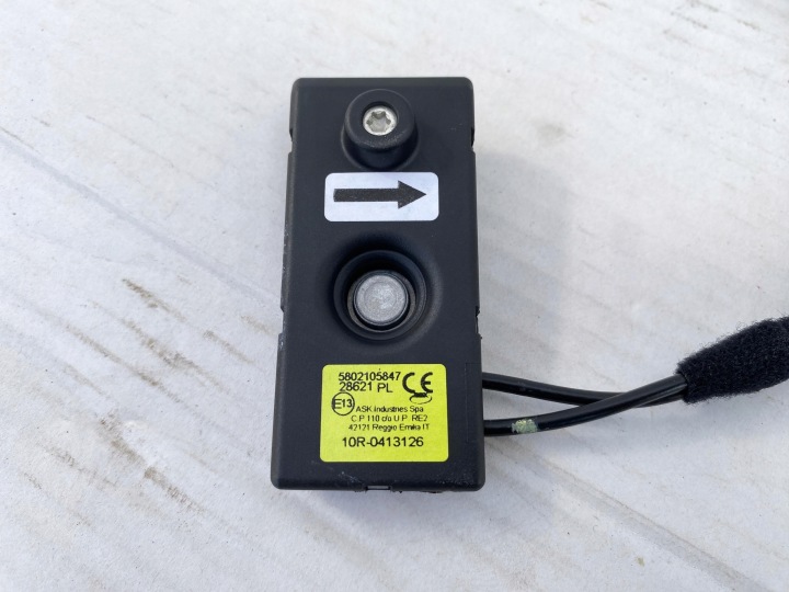 IVECO DAILY 2014- ANTENNE AMPLIFICATEUR D'ANTENNE 5802105847 NEUF