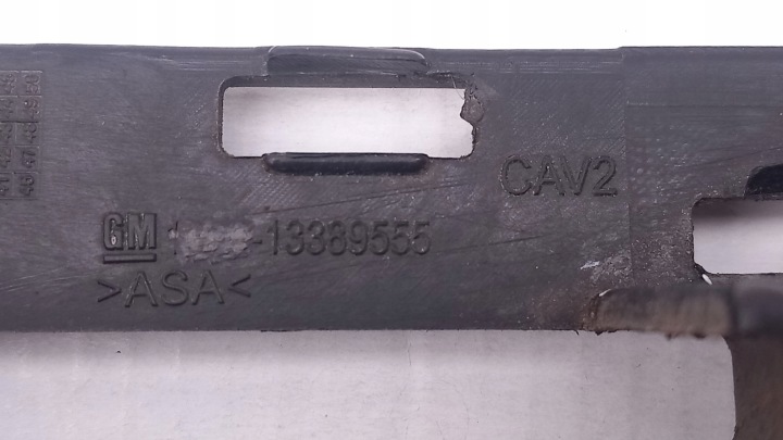 OPEL CORSA D LIFT GRILLE CALANDRE PARE-CHOCS AVANT CENTRALE KRYVIY RIG 13389555
