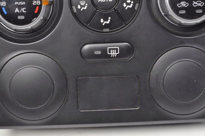 SUZUKI GRAND VITARA II PANNEAU COMMUTATEUR CLIMATISATION 39510-65J81-CZJ