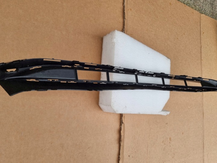 MERCEDES ESSENCE E CLASSE W213 MOULURE PARE-CHOCS AVANT CENTRALE A2138851603