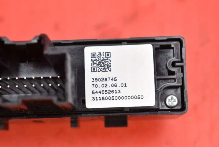 COMMUTATEUR COMMUTATEUR ESP CAPTEURS STATIONNEMENT 39028745 OPEL ASTRA V K 15-20