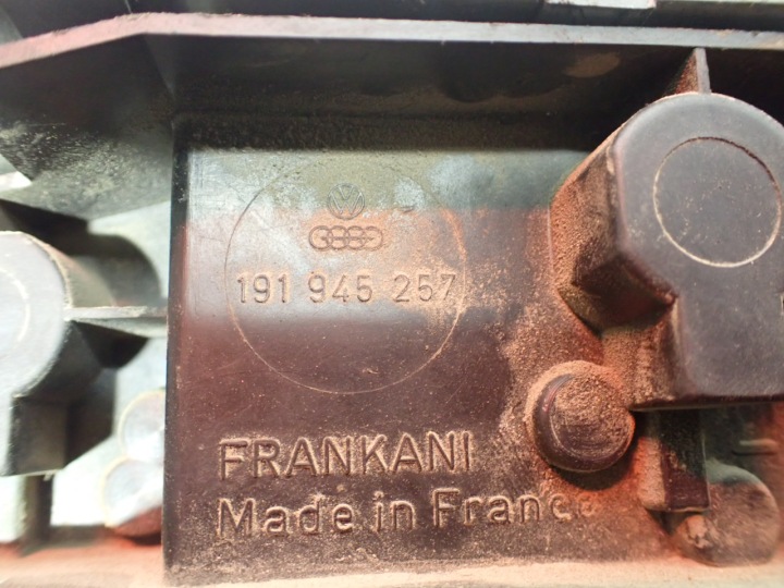 PHARE GAUCHE ARRIÈRE VOLKSWAGEN GOLF II