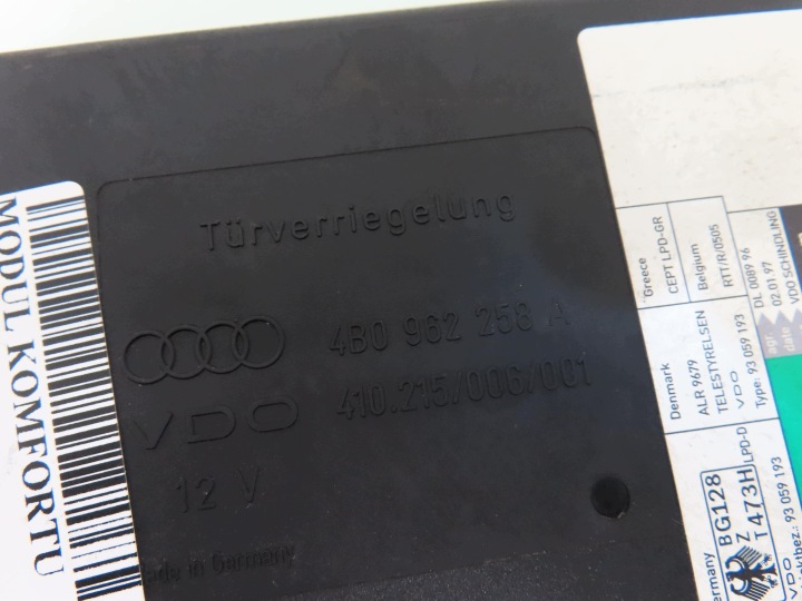 CONTACTEUR D'ALLUMAGE CONTRÔLEUR AUDI A6 C5 2.4 4B0907552F 0261204812 4B0962258A