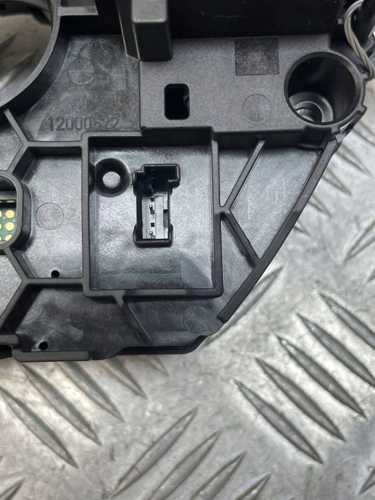BMW OE 9472547 8' F92 M8 COMMUTATEUR COMPOSITE MANETTES BANDE ARAIGNÉE
