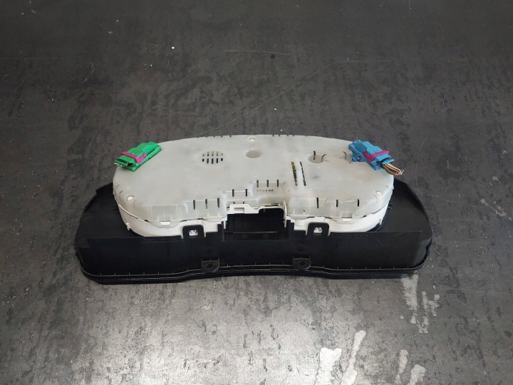 COMPTEUR COMPTEUR DE VITESSE AUDI A4 B5 8D 8D0919861A