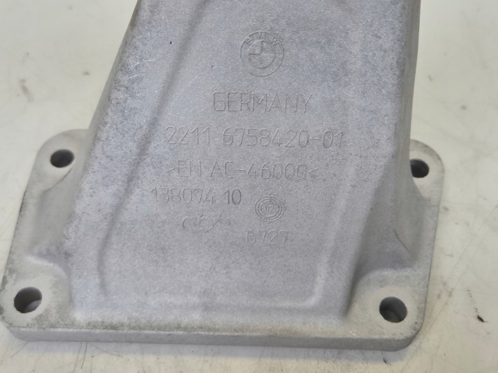 DROITE POIGNÉE SUPPORT MOTEUR 3.0D M57 BMW E65 E66 E67 6758420